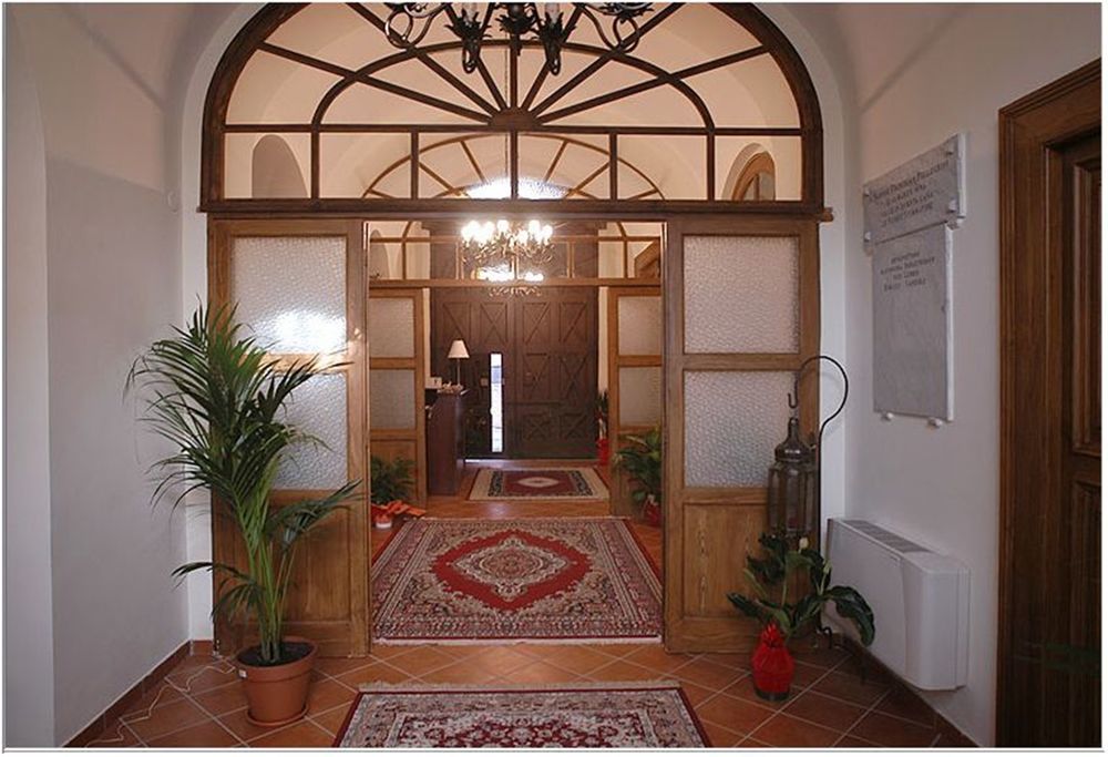 Hotel Ristorante Novecento Caserta Exterior photo